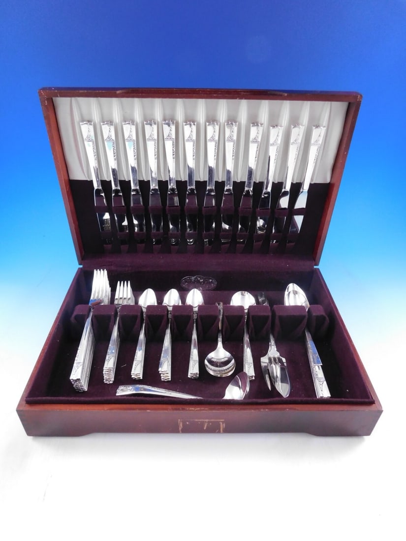 Oneida Caprice Silverplate Flatware Set for 12 - 82 Pieces with Vintage Chest (1 of 10)