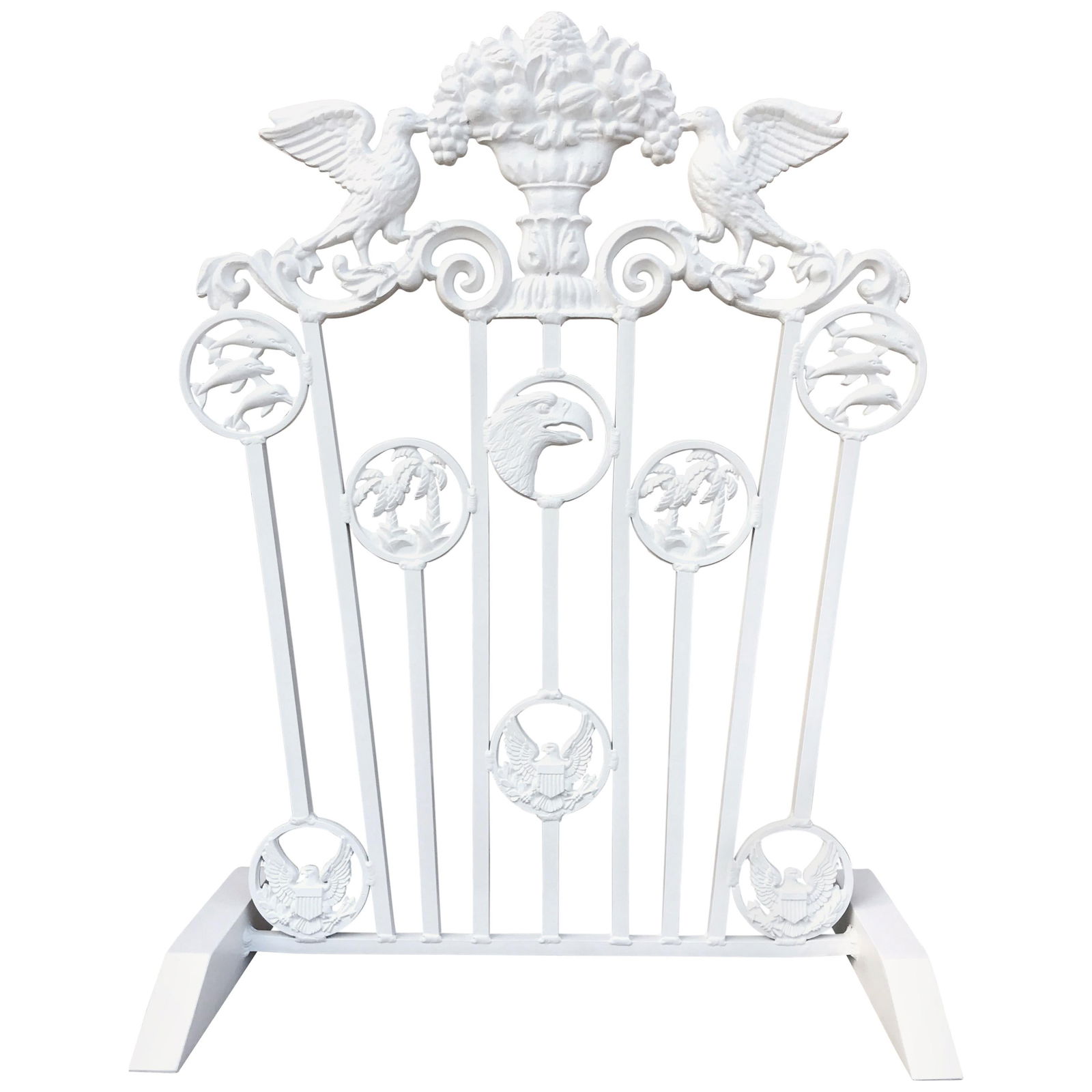 Rare Truman Little White House Firescreen Garden Grate 1940s Hollywood Regency: Rare Truman Little White House Firescreen Garden Grate 1940s Hollywood Regency This stunning Presidential firescreen or garden grate, attributed to the Truman Little White House in Key West, Florida,