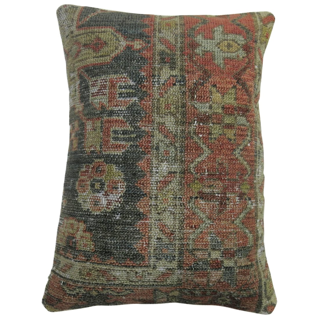 Rustic Persian Heriz Rug Pillow 13 x 18 Early 20th Century: Rustic Persian Heriz Rug Pillow 13 x 18 Early 20th Century This exquisite Heriz Persian rug pillow combines rustic charm with functional design. Crafted from a vintage Persian Heriz rug, this pillow f