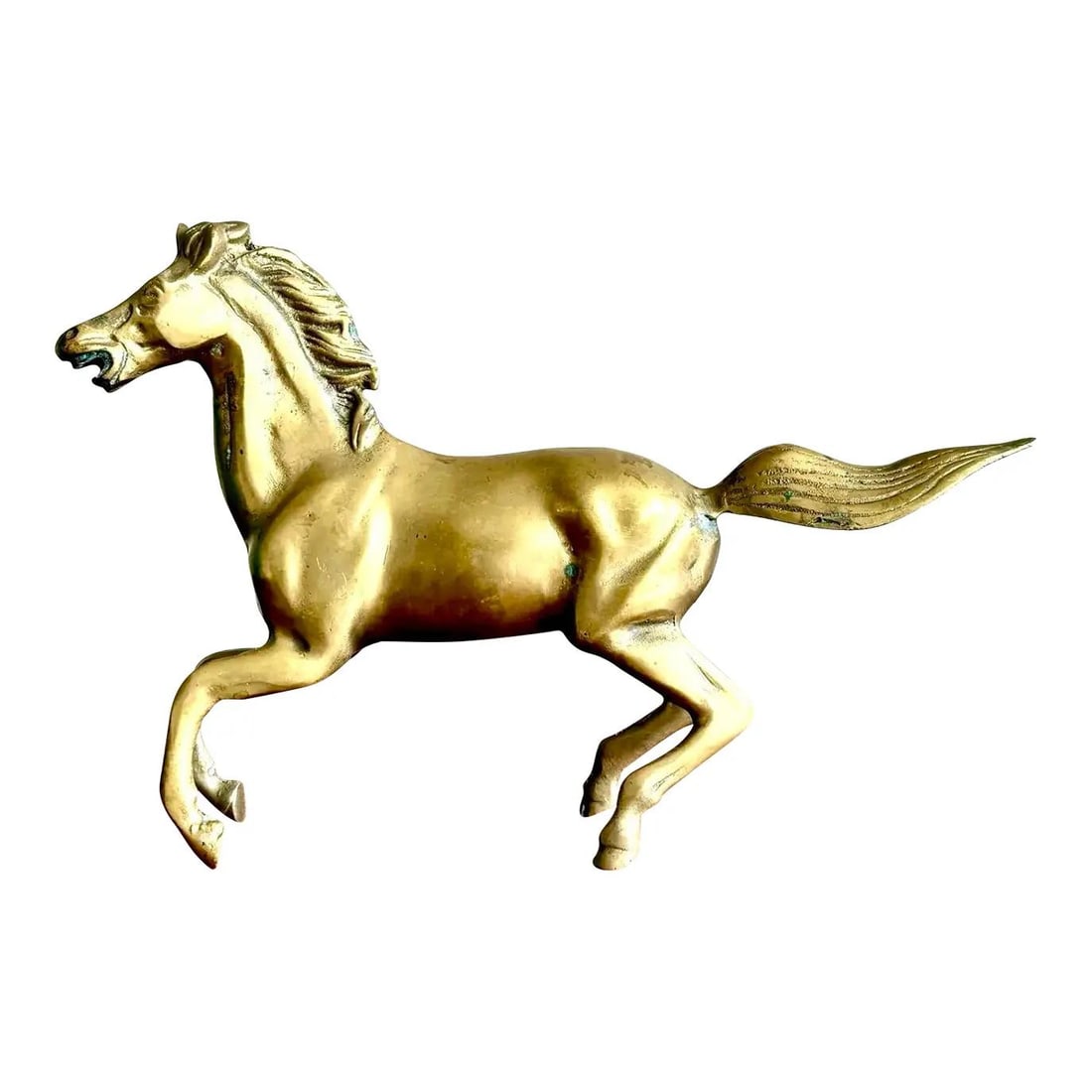 Vintage Boho Brass Horse Sculpture 11 x 7.5 Dynamic Design: Vintage Boho Brass Horse Sculpture 11 x 7.5 Dynamic Design This vintage brass sculpture of a running horse beautifully captures a moment of dynamic motion, with its legs mid-gallop and mane swept back