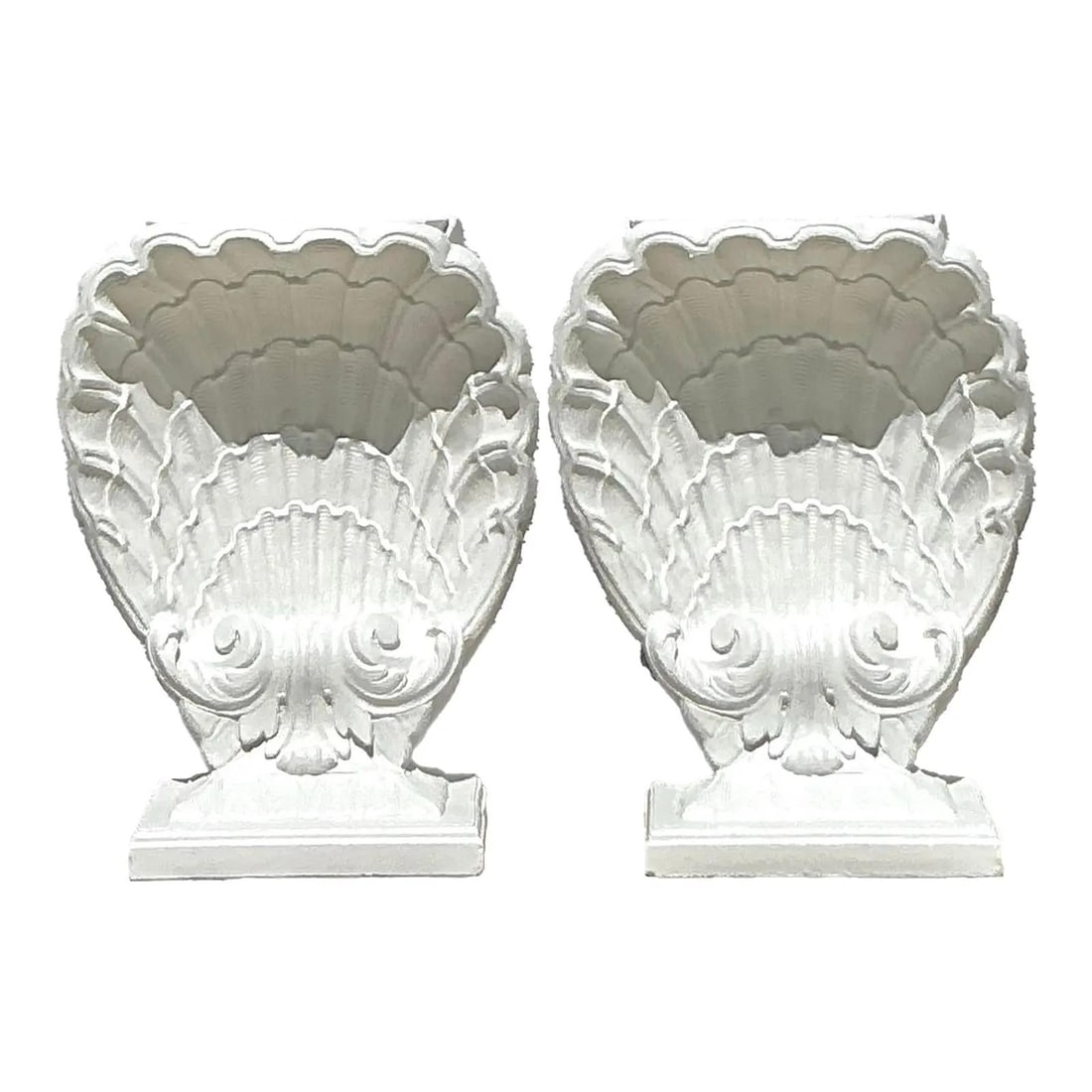 Set of 2 Vintage Coastal Cast Plaster Clam Shell Pedestals: Set of 2 Vintage Coastal Cast Plaster Clam Shell Pedestals Elevate your interior decor with this stunning set of two vintage table pedestals, beautifully designed in the style of Neoclassical and coas