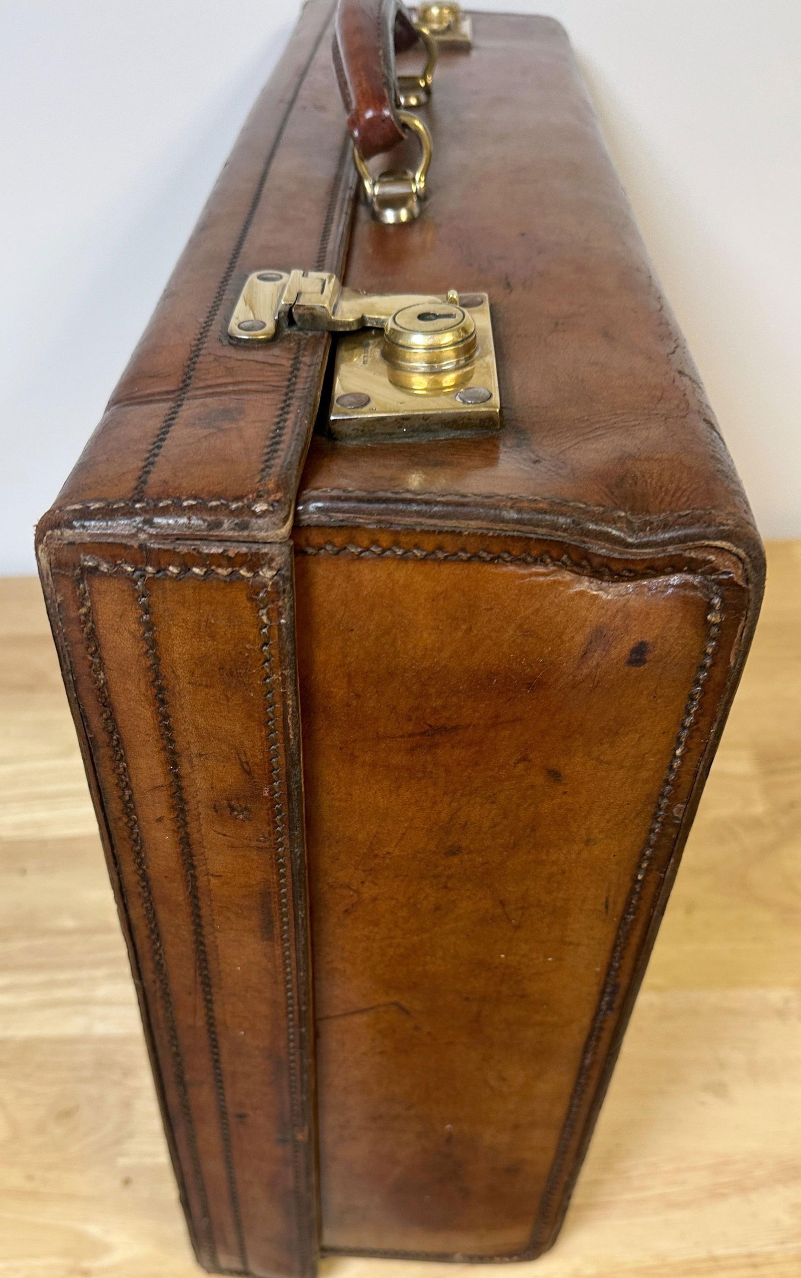 Edwardian Leather Brass Suitcase by Army & Navy CSL London 1910 - 14