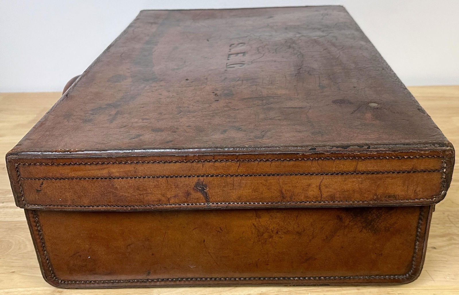 Edwardian Leather Brass Suitcase by Army & Navy CSL London 1910 - 8