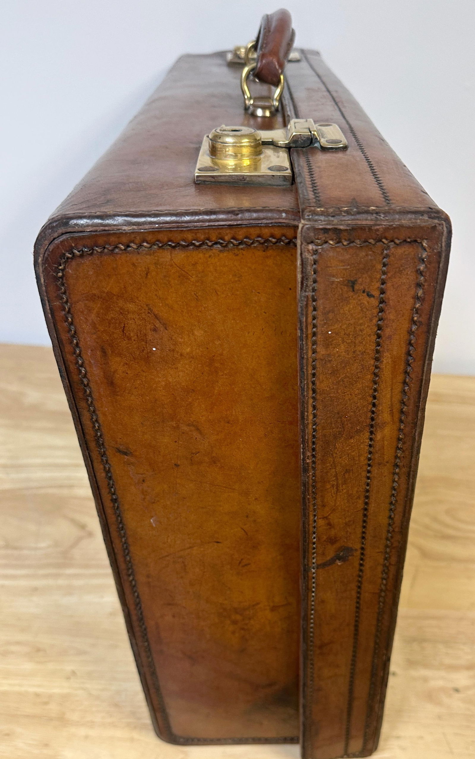 Edwardian Leather Brass Suitcase by Army & Navy CSL London 1910 - 9