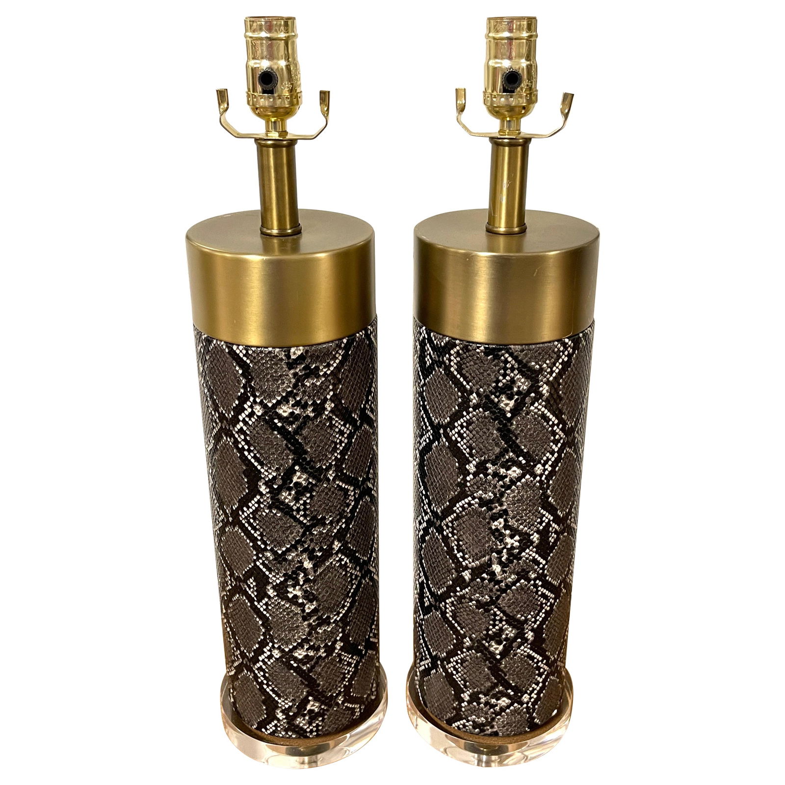 Set of 2 Modern Brass Faux Snakeskin Lucite Column Lamps: Set of 2 Modern Brass Faux Snakeskin Lucite Column Lamps This elegant pair of modern brass lamps features a striking faux snakeskin design, complemented by a sleek lucite column base. Each lamp