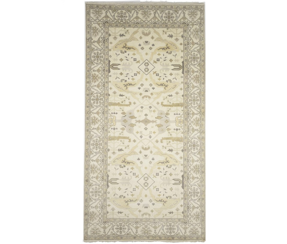 Rare 8X16 Handmade Wool Oushak Rug Floral Design Eco Friendly: Rare 8X16 Handmade Wool Oushak Rug Floral Design Eco Friendly Enhance your living space with this stunning 8'1" x 15'7" handmade Oushak rug, featuring a rare floral design in muted tones of cream, bei