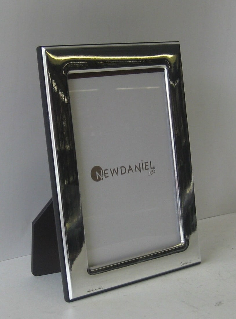 Elegant 925 Sterling Silver 4 x 6 Picture Frame by New Daniel (1 of 2)