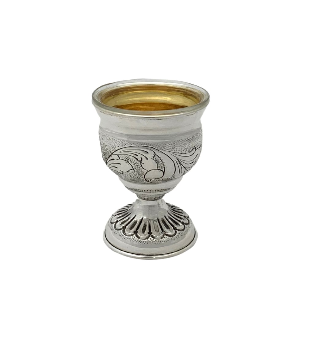 Handmade 925 Sterling Silver Swirl Salt Holder Made in Turkey: Handmade 925 Sterling Silver Swirl Salt Holder Made in Turkey This exquisite single salt holder is crafted from fine 925 sterling silver and features a unique handmade chased swirl design. The piece s
