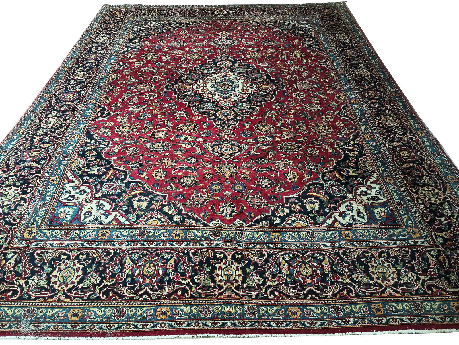 Handwoven 7.6 x 10.4 Persian Kashan Rug Red Blue Floral Design: Handwoven 7.6 x 10.4 Persian Kashan Rug Red Blue Floral Design Free continental US Shipping Enhance your space with this exquisite 7.6 x 10.4 Persian Classic Kashan Rug in striking red and blue tones.
