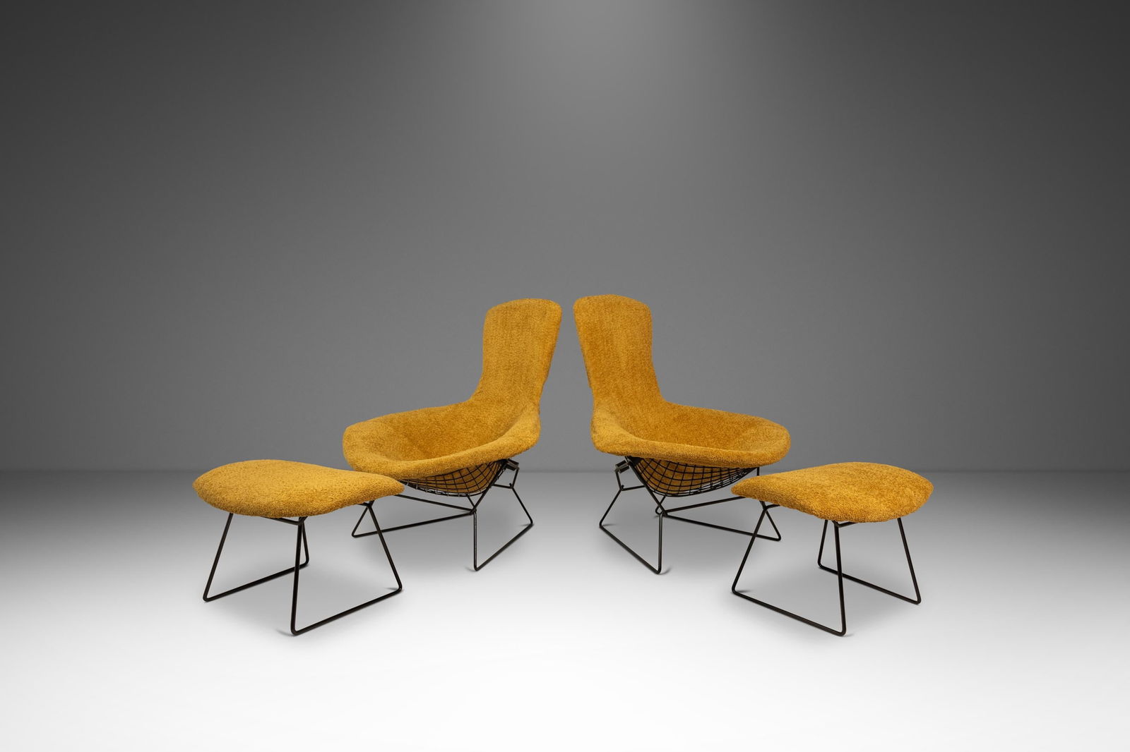 Pair of Harry Bertoia Bird Chairs With Ottomans in Boucle for Knoll 1960s: Pair of Harry Bertoia Bird Chairs With Ottomans in Boucle for Knoll 1960s This set includes two authentic Bird Lounge Chairs with matching ottomans, designed by Harry Bertoia for Knoll in the 1960s. T