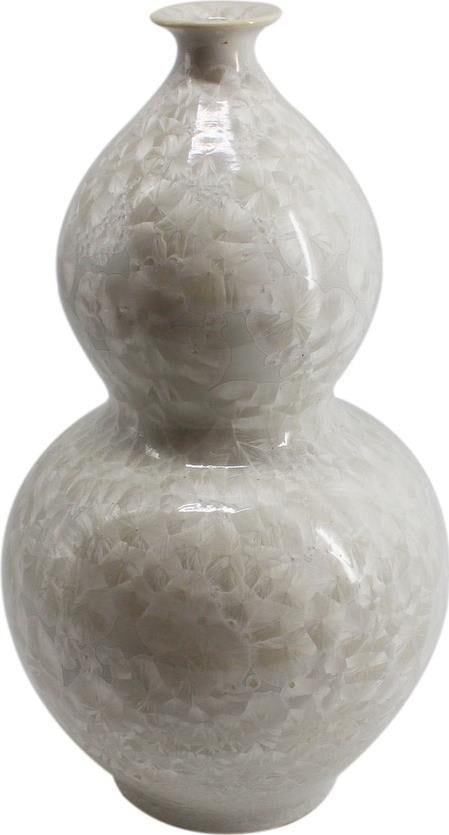 Handmade Crystal Shell Gourd Vase 10x10x18 Inches: Handmade Crystal Shell Gourd Vase 10x10x18 Inches This unique handmade crystal shell gourd vase adds a touch of elegance to any space. Crafted with care, this ceramic vase features a distinctive gourd