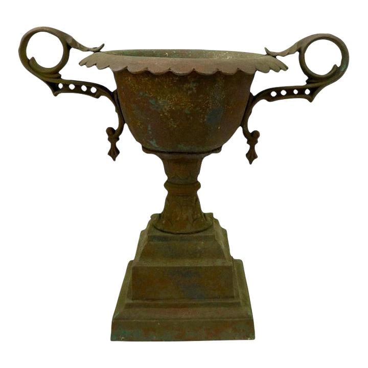Victorian Cast Iron Urn Planter with Handles Mott Fisk Style 32in (1 of 10)