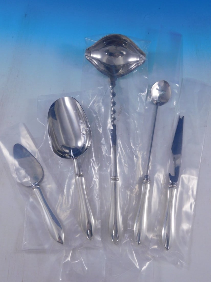 Dominick & Haff 5pc Sterling Silver Pointed Antique Cocktail Set: Dominick & Haff 5pc Sterling Silver Pointed Antique Cocktail Set Elevate your cocktail gatherings with this exquisite 5-piece Sterling Silver Cocktail Set from Dominick & Haff, featuring the elegant P