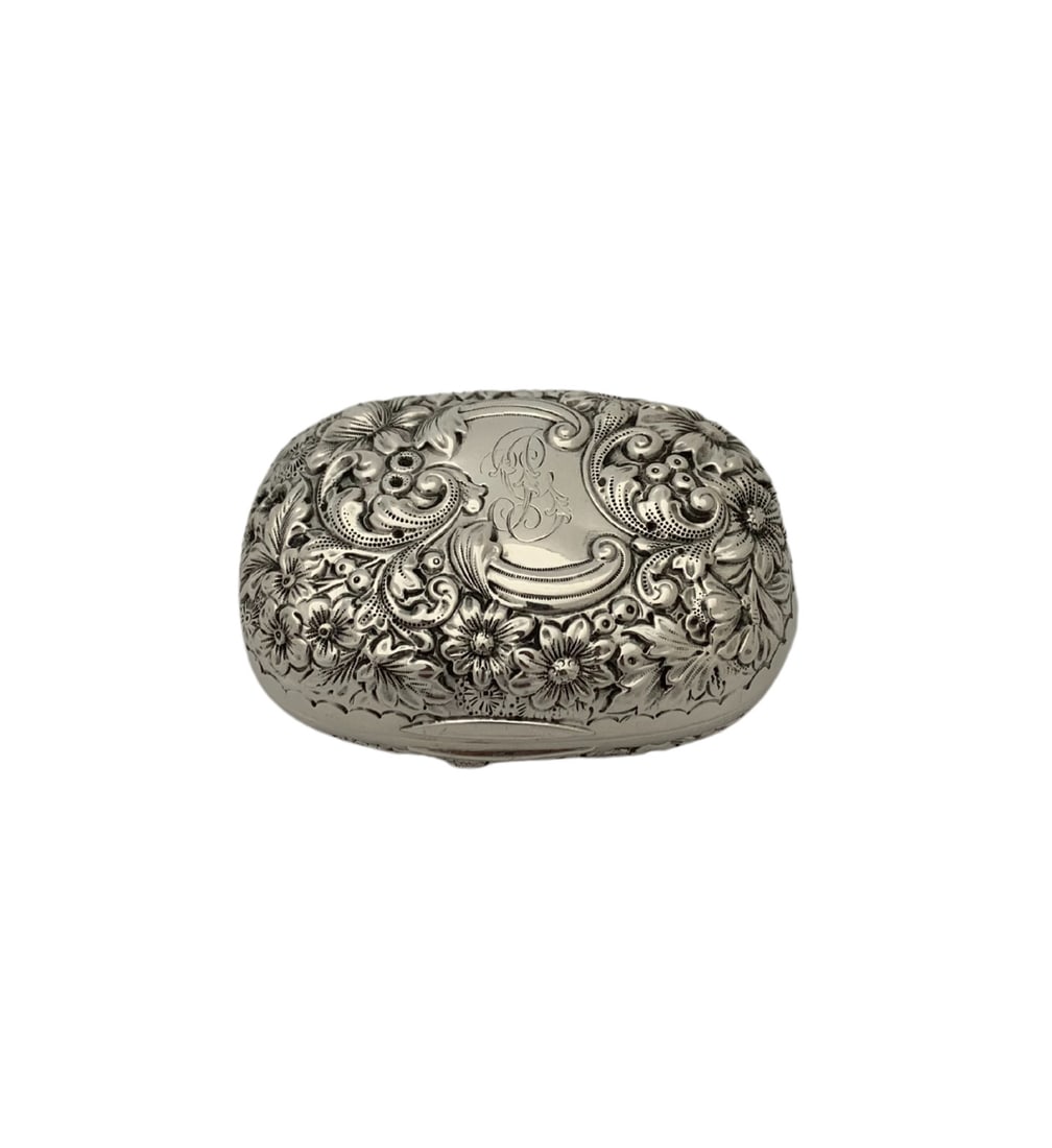 Gorham Sterling Silver Besamim Holder Repousse Box Antique: Gorham Sterling Silver Besamim Holder Repousse Box Antique This exquisite antique Gorham box is crafted from .925 sterling silver and serves as a beautiful Besamim holder. Its handmade design features