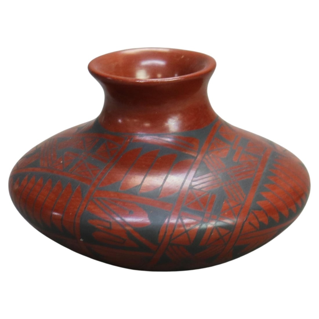 Antique Casa Grandes Pottery Vase C1920 North America (1 of 5)