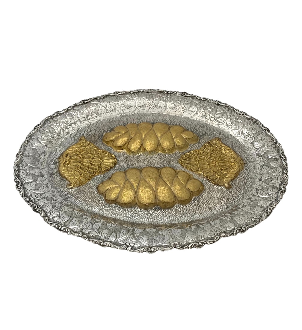 Elegant 925 Sterling Silver Gilded Challah Board with Leaf Designs (1 of 3)