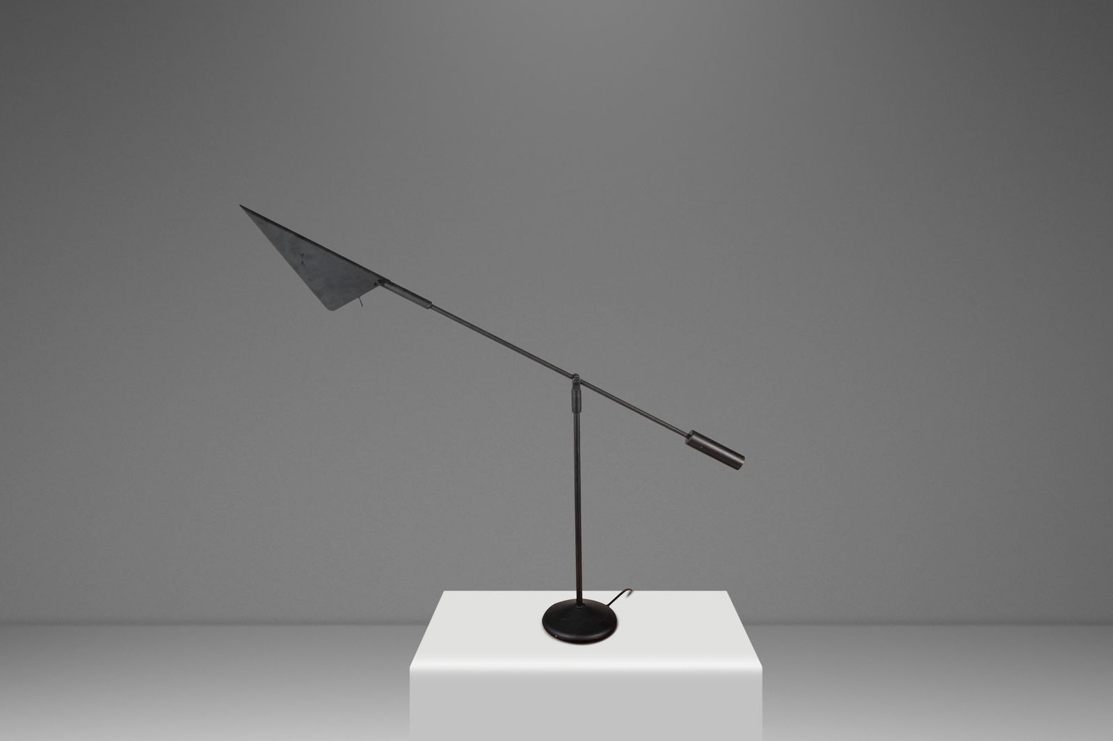 Postmodern Articulating UFO Desk Lamp by Robert Sonneman for Kovacs 1990s Steel (1 of 16)