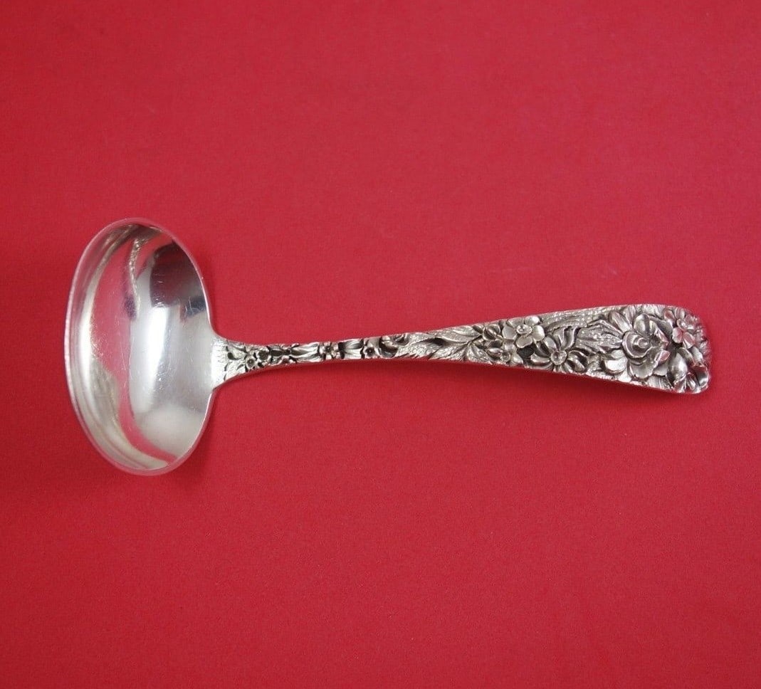 Stieff Princess Sterling Silver Gravy Ladle 6 Inch Antique: Stieff Princess Sterling Silver Gravy Ladle 6 Inch Antique This exquisite gravy ladle by Stieff features a beautiful Princess pattern and is crafted from sterling silver. Measuring 6 inches, this pre-