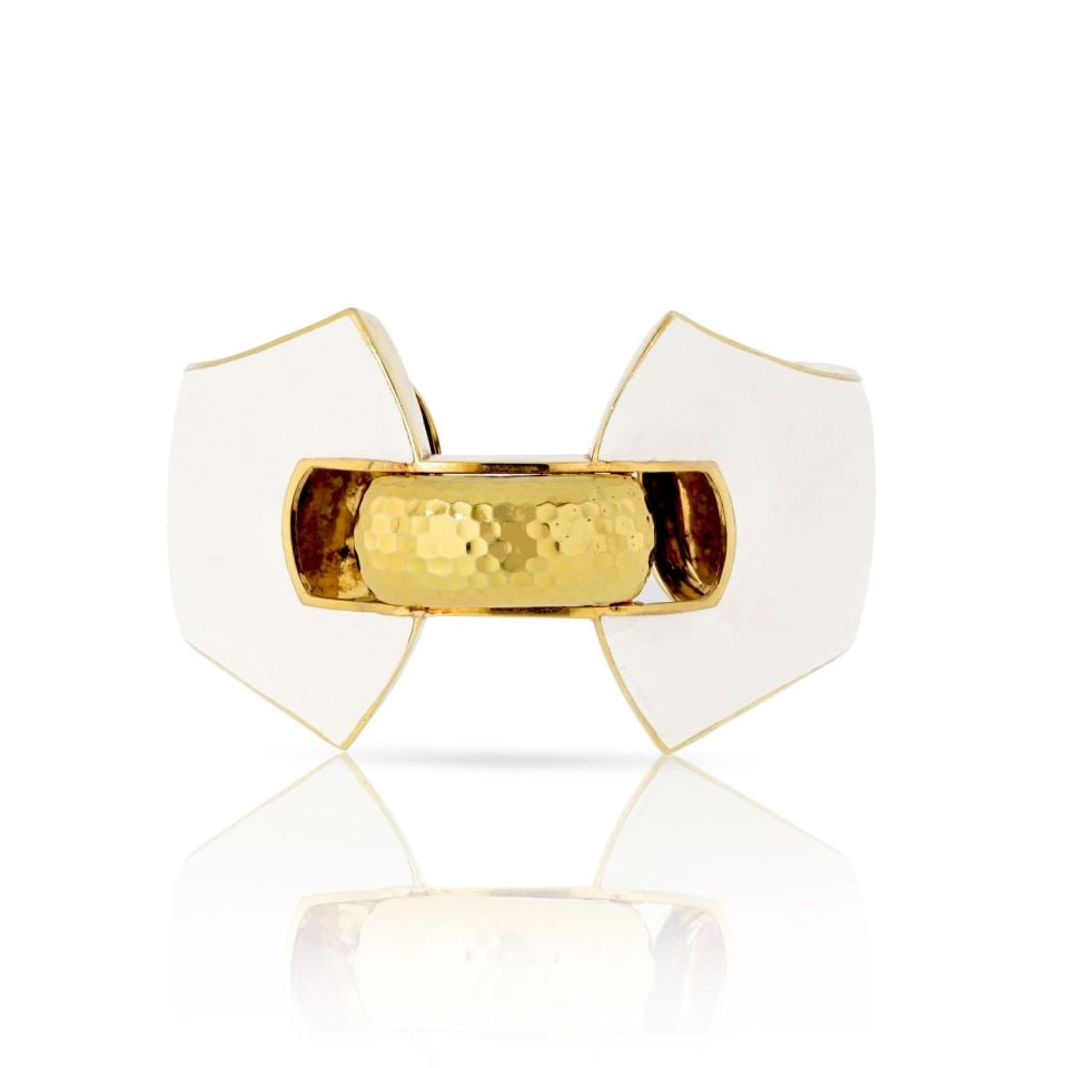 David Webb Lilian Cuff Bracelet Platinum 18K Yellow Gold Enamel: David Webb Lilian Cuff Bracelet Platinum 18K Yellow Gold Enamel Introducing the David Webb Platinum & 18K Yellow Gold Lilian Cream Enamel Bracelet, a stunning piece from the iconic Manhattan Minimalis