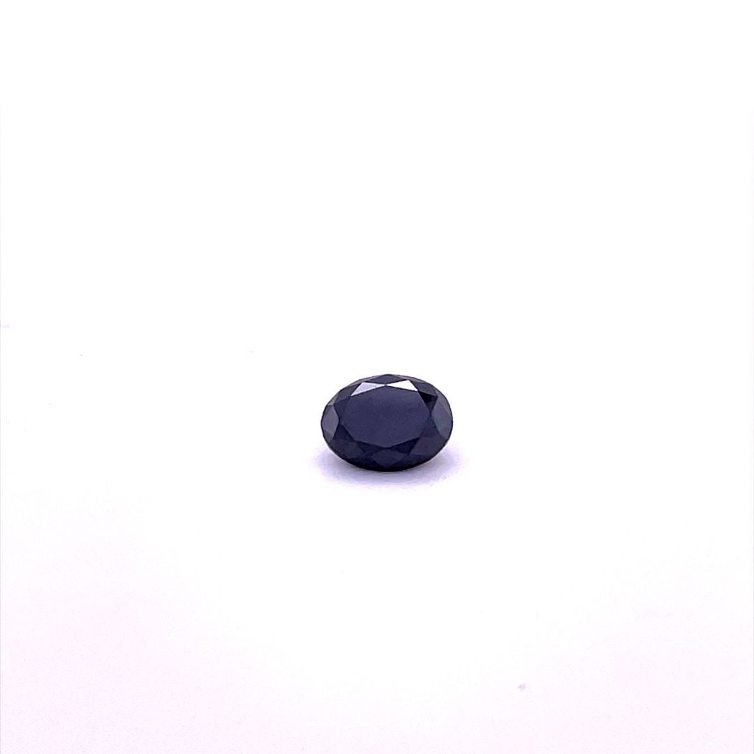 Loose Diamond - OVAL 1.78ct Fancy Black: Loose Diamond - OVAL 1.78ct Fancy Black Source: Natural Shape: OVAL Carats: 1.78 Color: Fancy Black Certification: IGI PLEASE NOTE: Framed, Large, or heavy items do not have shipping costs included. T
