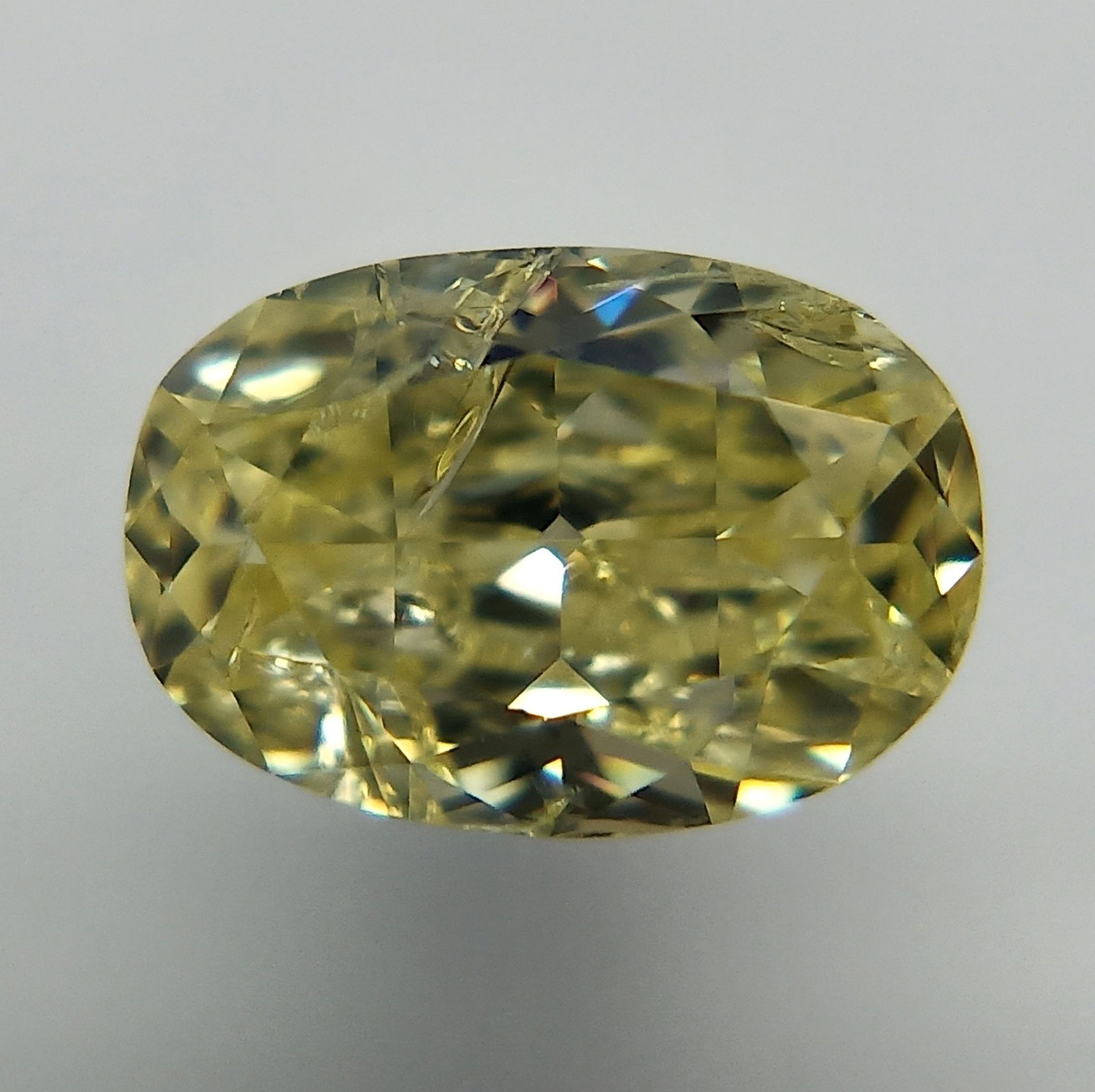 Loose Diamond - OVAL 0.31ct Fancy Yellow: Loose Diamond - OVAL 0.31ct Fancy Yellow Source: Natural Shape: OVAL Carats: 0.31 Color: Fancy Yellow Certification: GIA PLEASE NOTE: Framed, Large, or heavy items do not have shipping costs included.