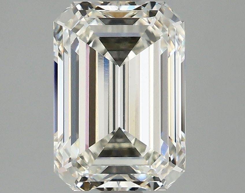 Loose Diamond - EMERALD 3.09ct H VS1: Loose Diamond - EMERALD 3.09ct H VS1 Source: This is a real non-mined Diamond that has been grown in a lab Shape: EMERALD Carats: 3.09 Color: H Clarity: VS1 Certification: IGI Video: