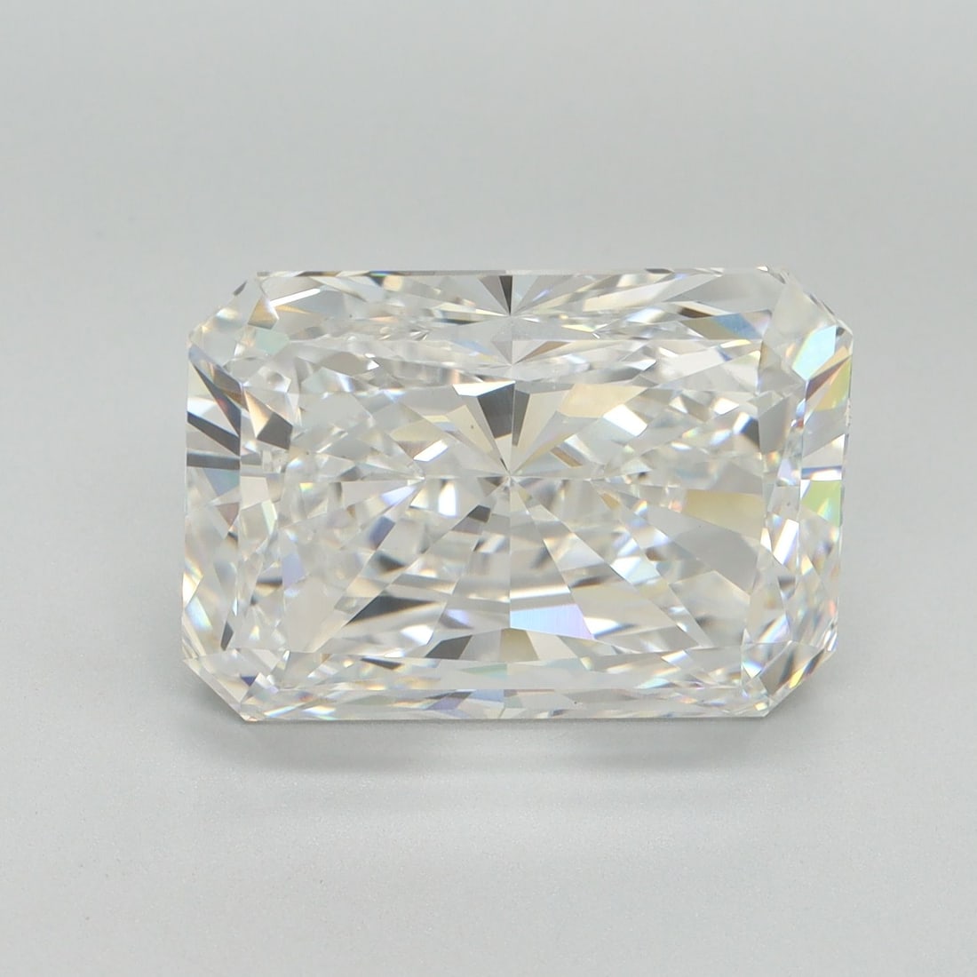 Loose Diamond - RADIANT 8.16ct E VS1: Loose Diamond - RADIANT 8.16ct E VS1 Source: This is a real non-mined Diamond that has been grown in a lab Shape: RADIANT Carats: 8.16 Color: E Clarity: VS1 Certification: IGI Video: Video Link 