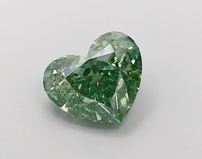 Loose Diamond - HEART 2.78ct Fancy Vivid Green VVS2: Loose Diamond - HEART 2.78ct Fancy Vivid Green VVS2 Source: This is a real non-mined Diamond that has been grown in a lab Shape: HEART Carats: 2.78 Color: Fancy Vivid Green Certification: IGI Video: