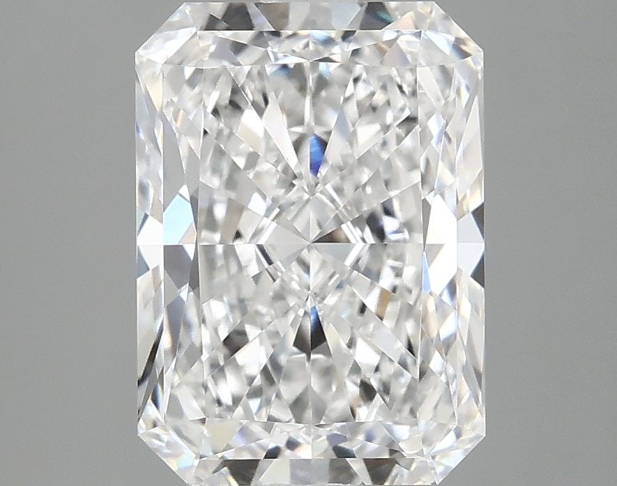 Loose Diamond - RADIANT 3.03ct D VS1: Loose Diamond - RADIANT 3.03ct D VS1 Source: This is a real non-mined Diamond that has been grown in a lab Shape: RADIANT Carats: 3.03 Color: D Clarity: VS1 Certification: IGI Video: Video Link 