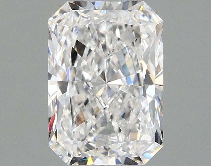 Loose Diamond - RADIANT 1.5ct D VVS2: Loose Diamond - RADIANT 1.5ct D VVS2 Source: This is a real non-mined Diamond that has been grown in a lab Shape: RADIANT Carats: 1.5 Color: D Clarity: VVS2 Certification: IGI Video: