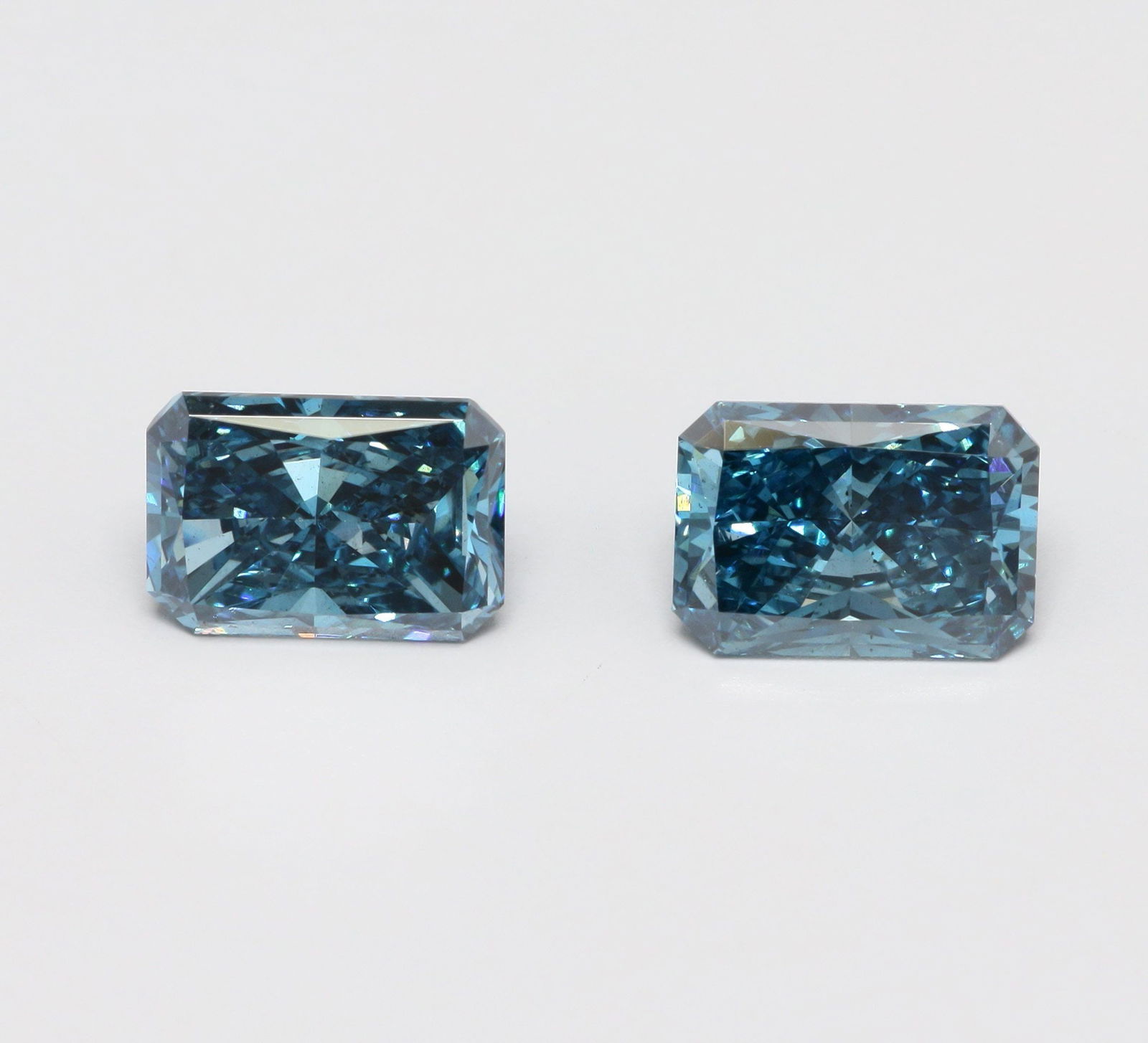 Loose Diamond - RADIANT 1.0ct Fancy Vivid Blue SI1 (1 of 1)