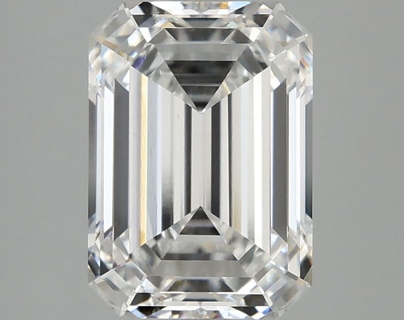 Loose Diamond - EMERALD 3.1ct D VVS2: Loose Diamond - EMERALD 3.1ct D VVS2 Source: This is a real non-mined Diamond that has been grown in a lab Shape: EMERALD Carats: 3.1 Color: D Clarity: VVS2 Certification: IGI Video: