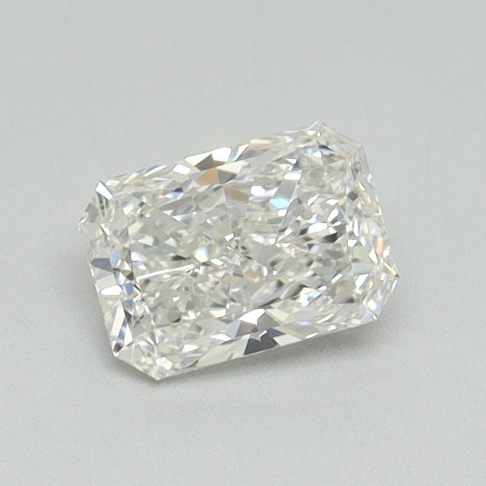 Loose Diamond - RADIANT 0.52ct G VS1: Loose Diamond - RADIANT 0.52ct G VS1 Source: This is a real non-mined Diamond that has been grown in a lab Shape: RADIANT Carats: 0.52 Color: G Clarity: VS1 Certification: IGI Video: