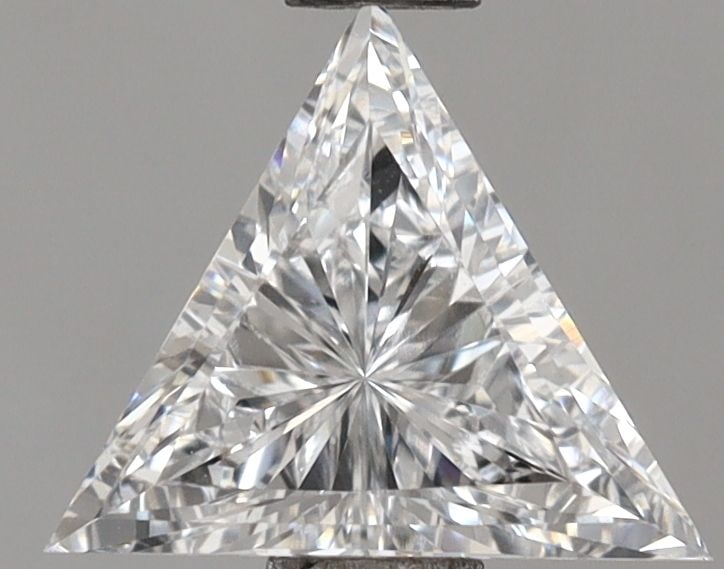 Loose Diamond - TRIANGULAR 0.33ct D VVS2: Loose Diamond - TRIANGULAR 0.33ct D VVS2 Source: This is a real non-mined Diamond that has been grown in a lab Shape: TRIANGULAR Carats: 0.33 Color: D Clarity: VVS2 Certification: IGI Video: