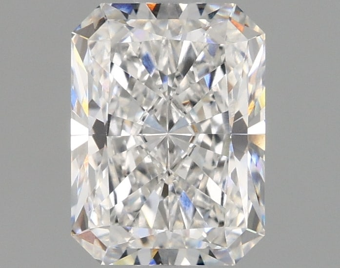 Loose Diamond - RADIANT 1.58ct E VVS1: Loose Diamond - RADIANT 1.58ct E VVS1 Source: This is a real non-mined Diamond that has been grown in a lab Shape: RADIANT Carats: 1.58 Color: E Clarity: VVS1 Certification: IGI PLEASE NOTE: