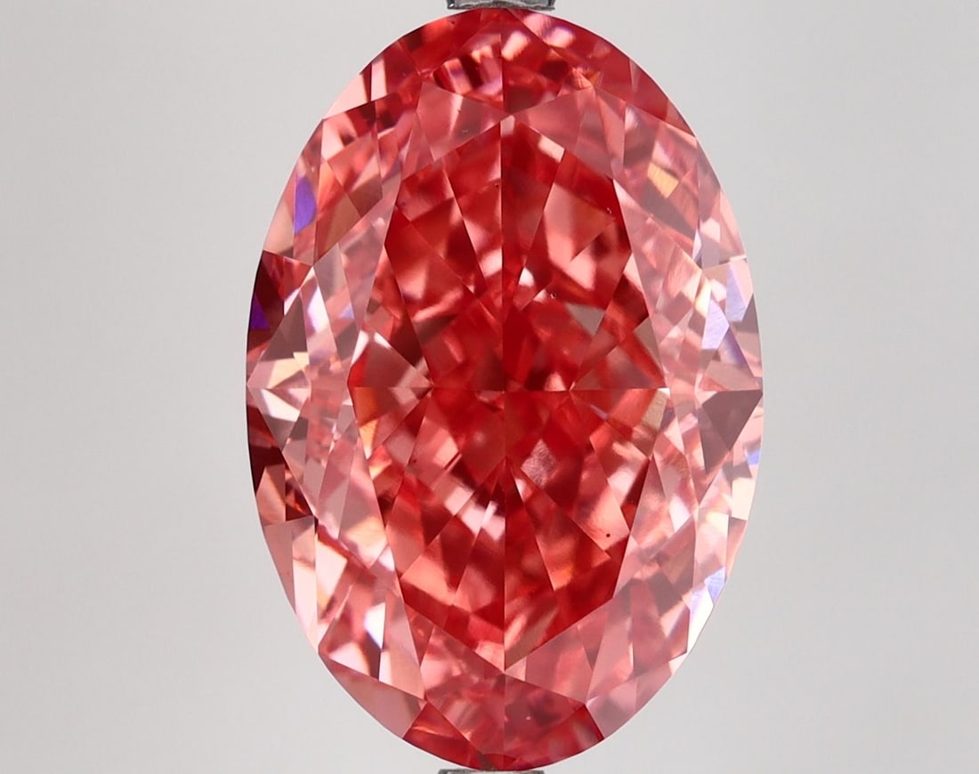 Loose Diamond - OVAL 9.03ct Fancy Vivid Pink VS1: Loose Diamond - OVAL 9.03ct Fancy Vivid Pink VS1 Source: This is a real non-mined Diamond that has been grown in a lab Shape: OVAL Carats: 9.03 Color: Fancy Vivid Pink Certification: IGI Video: