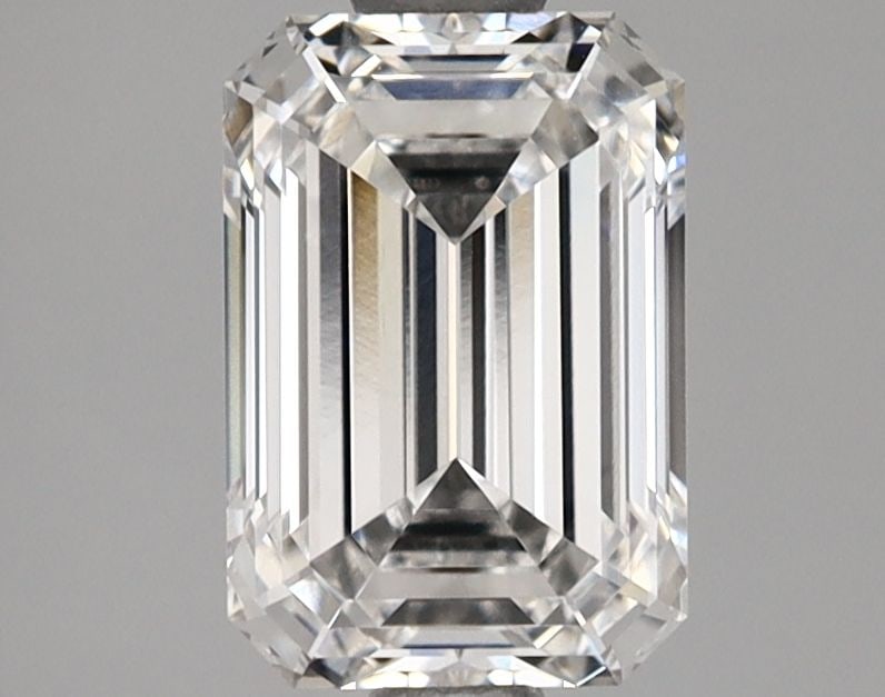 Loose Diamond - EMERALD 1.5ct Q-R VS1: Loose Diamond - EMERALD 1.5ct Q-R VS1 Source: This is a real non-mined Diamond that has been grown in a lab Shape: EMERALD Carats: 1.5 Color: Q-R Certification: IGI Video: Video Link PLEASE NOTE:
