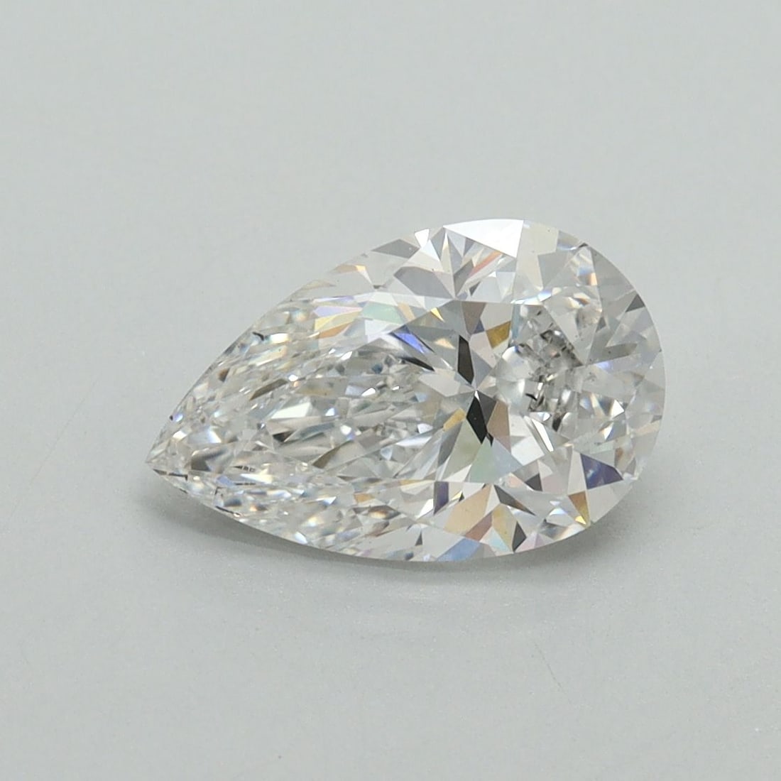 Loose Diamond - PEAR 1.66ct D VS2: Loose Diamond - PEAR 1.66ct D VS2 Source: This is a real non-mined Diamond that has been grown in a lab Shape: PEAR Carats: 1.66 Color: D Clarity: VS2 Certification: GSI Video:
