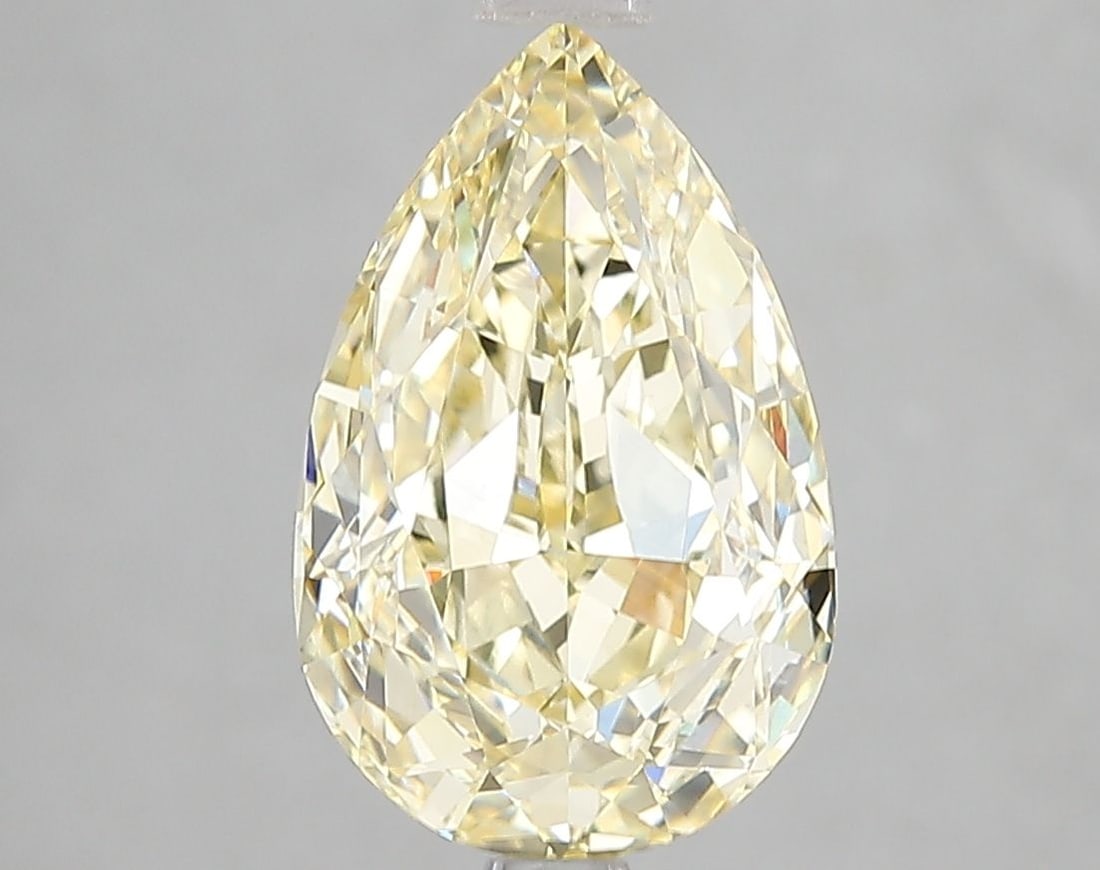 Loose Diamond - PEAR 3.19ct Fancy Intense Yellow VVS2: Loose Diamond - PEAR 3.19ct Fancy Intense Yellow VVS2 Source: This is a real non-mined Diamond that has been grown in a lab Shape: PEAR Carats: 3.19 Color: Fancy Intense Yellow Certification: IGI Vide