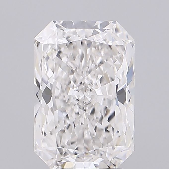 Loose Diamond - RADIANT 2.64ct G VVS2: Loose Diamond - RADIANT 2.64ct G VVS2 Source: This is a real non-mined Diamond that has been grown in a lab Shape: RADIANT Carats: 2.64 Color: G Clarity: VVS2 Certification: GIA Video: