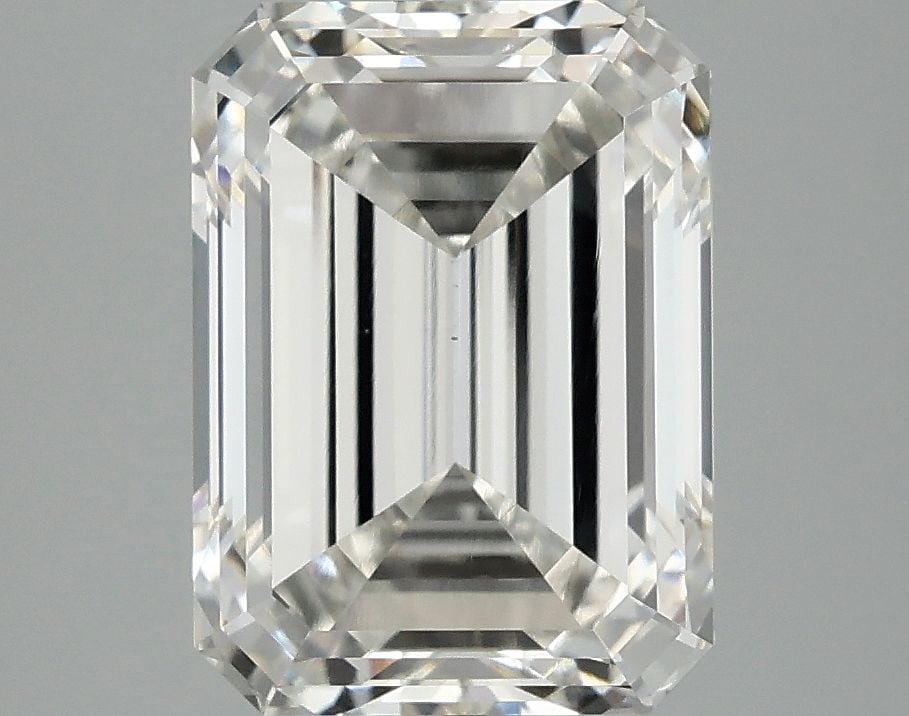 Loose Diamond - EMERALD 4.03ct H VS1: Loose Diamond - EMERALD 4.03ct H VS1 Source: This is a real non-mined Diamond that has been grown in a lab Shape: EMERALD Carats: 4.03 Color: H Clarity: VS1 Certification: IGI Video:
