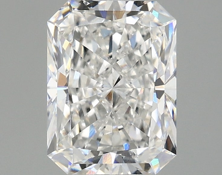 Loose Diamond - RADIANT 1.78ct E VS2: Loose Diamond - RADIANT 1.78ct E VS2 Source: This is a real non-mined Diamond that has been grown in a lab Shape: RADIANT Carats: 1.78 Color: E Clarity: VS2 Certification: IGI PLEASE NOTE: Framed, Lar