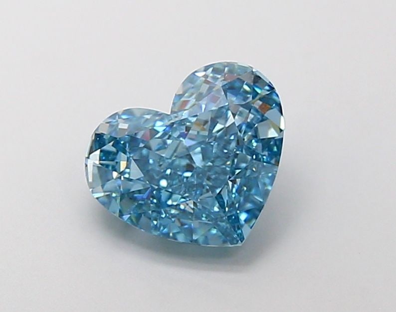 Loose Diamond - HEART 2.79ct Fancy Vivid Blue VS1: Loose Diamond - HEART 2.79ct Fancy Vivid Blue VS1 Source: This is a real non-mined Diamond that has been grown in a lab Shape: HEART Carats: 2.79 Color: Fancy Vivid Blue Certification: IGI Video: