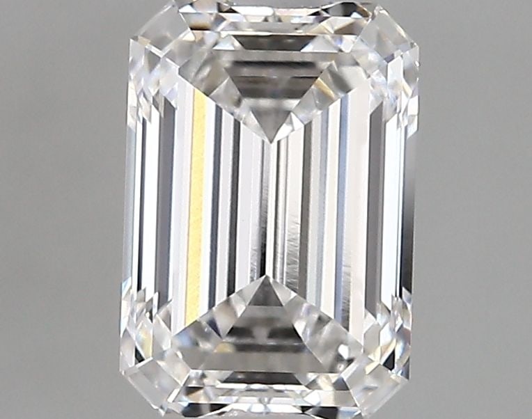 Loose Diamond - EMERALD 2.0ct D VVS2: Loose Diamond - EMERALD 2.0ct D VVS2 Source: This is a real non-mined Diamond that has been grown in a lab Shape: EMERALD Carats: 2.0 Color: D Clarity: VVS2 Certification: IGI Video: