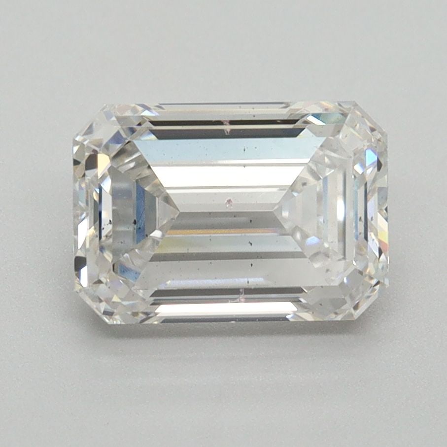 Loose Diamond - EMERALD 2.12ct F VS2: Loose Diamond - EMERALD 2.12ct F VS2 Source: This is a real non-mined Diamond that has been grown in a lab Shape: EMERALD Carats: 2.12 Color: F Clarity: VS2 Certification: NONE Video: