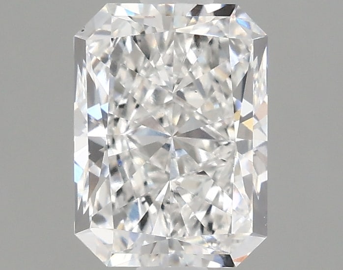 Loose Diamond - RADIANT 1.42ct E VS1: Loose Diamond - RADIANT 1.42ct E VS1 Source: This is a real non-mined Diamond that has been grown in a lab Shape: RADIANT Carats: 1.42 Color: E Clarity: VS1 Certification: IGI PLEASE NOTE: Framed, Lar