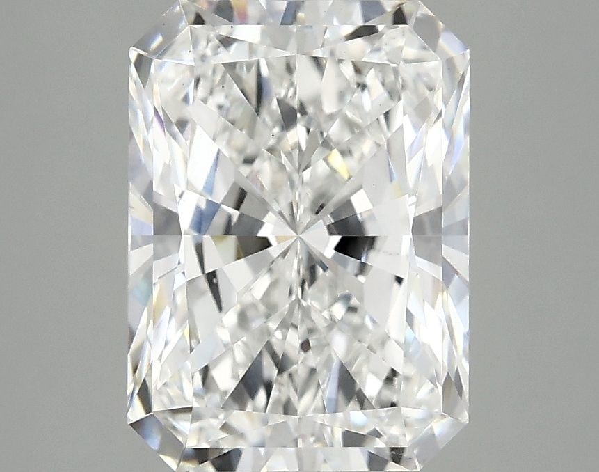 Loose Diamond - RADIANT 3.06ct E VS2: Loose Diamond - RADIANT 3.06ct E VS2 Source: This is a real non-mined Diamond that has been grown in a lab Shape: RADIANT Carats: 3.06 Color: E Clarity: VS2 Certification: IGI Video: