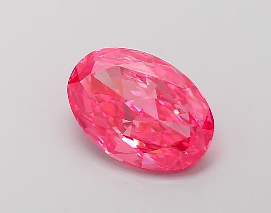Loose Diamond - OVAL 2.03ct Fancy Vivid Pink VS2: Loose Diamond - OVAL 2.03ct Fancy Vivid Pink VS2 Source: This is a real non-mined Diamond that has been grown in a lab Shape: OVAL Carats: 2.03 Color: Fancy Vivid Pink Certification: IGI Video: