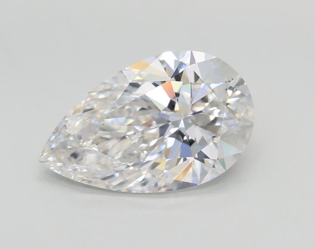 Loose Diamond - PEAR 2.04ct F VS2: Loose Diamond - PEAR 2.04ct F VS2 Source: This is a real non-mined Diamond that has been grown in a lab Shape: PEAR Carats: 2.04 Color: F Clarity: VS2 Certification: IGI Video: