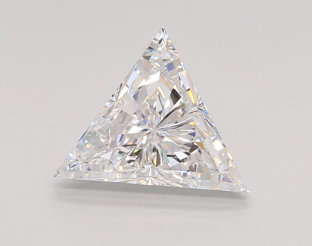 Loose Diamond - TRIANGULAR 2.0ct D VVS1: Loose Diamond - TRIANGULAR 2.0ct D VVS1 Source: This is a real non-mined Diamond that has been grown in a lab Shape: TRIANGULAR Carats: 2.0 Color: D Clarity: VVS1 Certification: IGI Video: